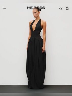 THE HALTER CORSET GOWN
SCULPTING CREPE AND CHIFFON CORSET DRESS